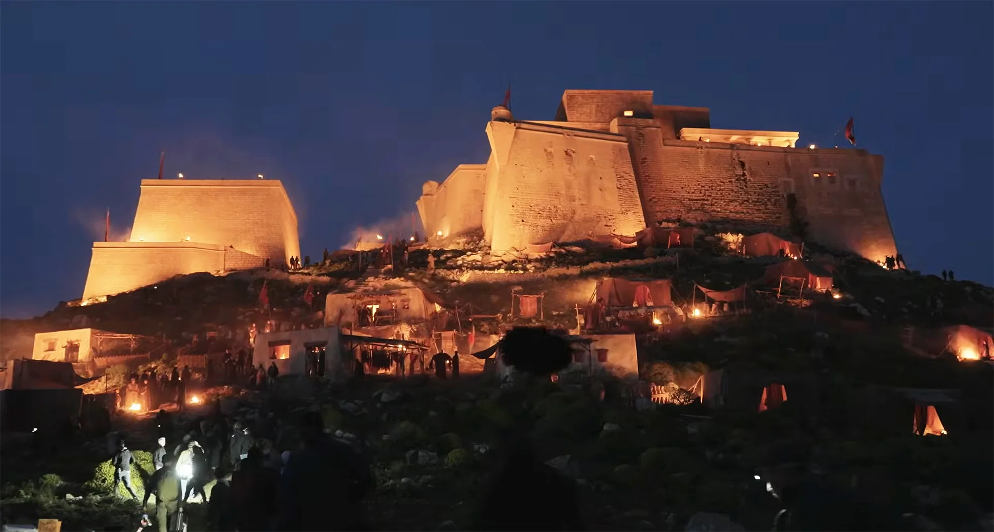 Ein weiterer ausführlicher Blick hinter die Kulissen des Featurettes „Die Odyssee“.