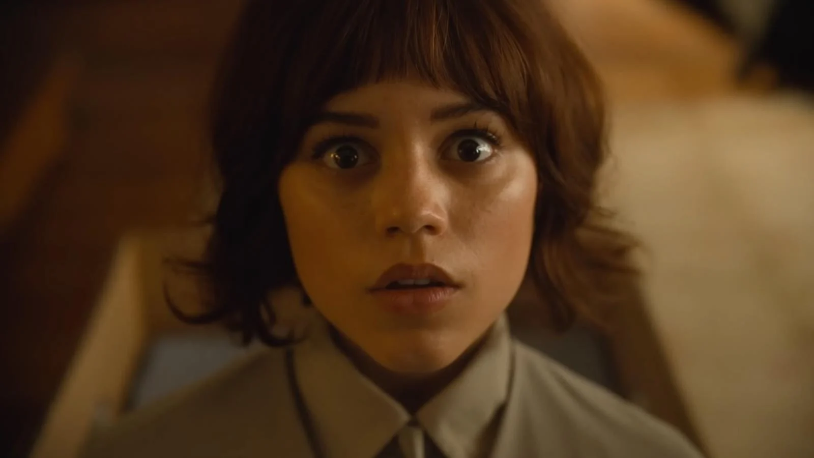 Im Klara And The Sun-Trailer spielt Wednesday-Star Jenna Ortega einen Roboter, der nur einen Freund will