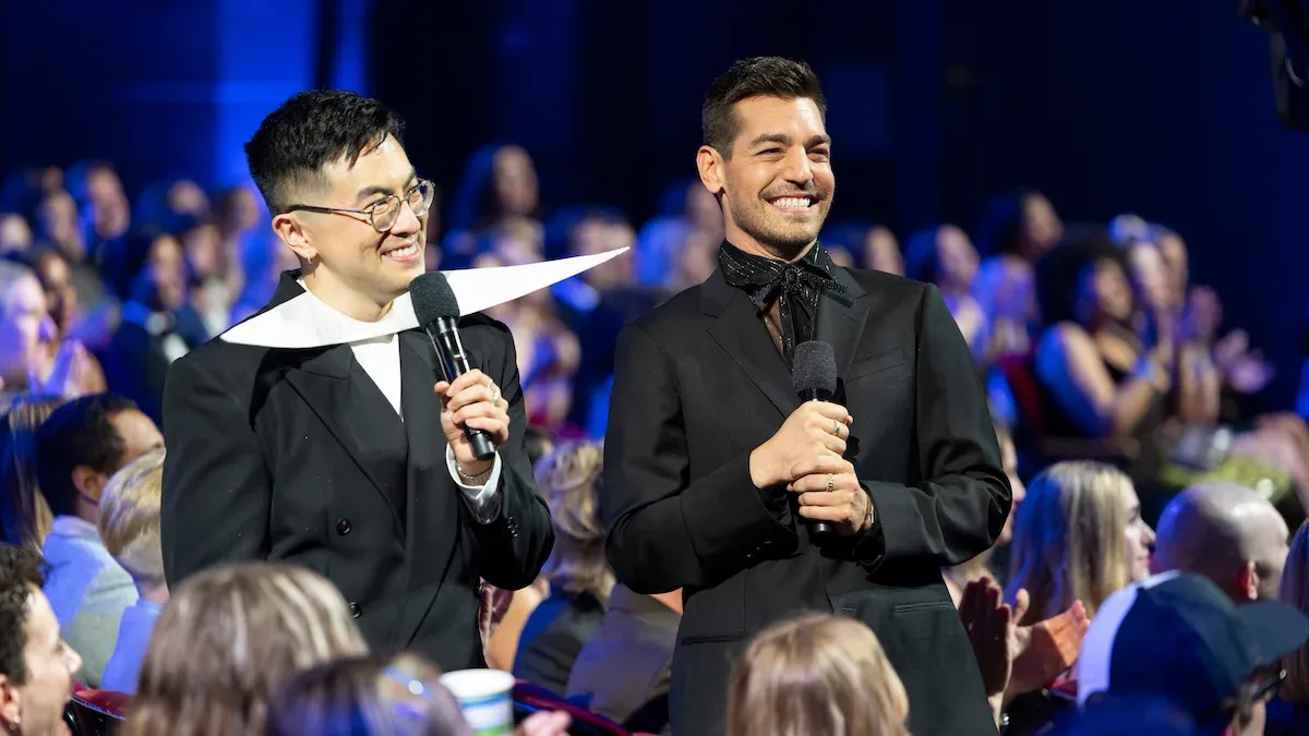 Matt Rogers und Bowen Yang wissen, wen sie für die Next Culture Awards wollen